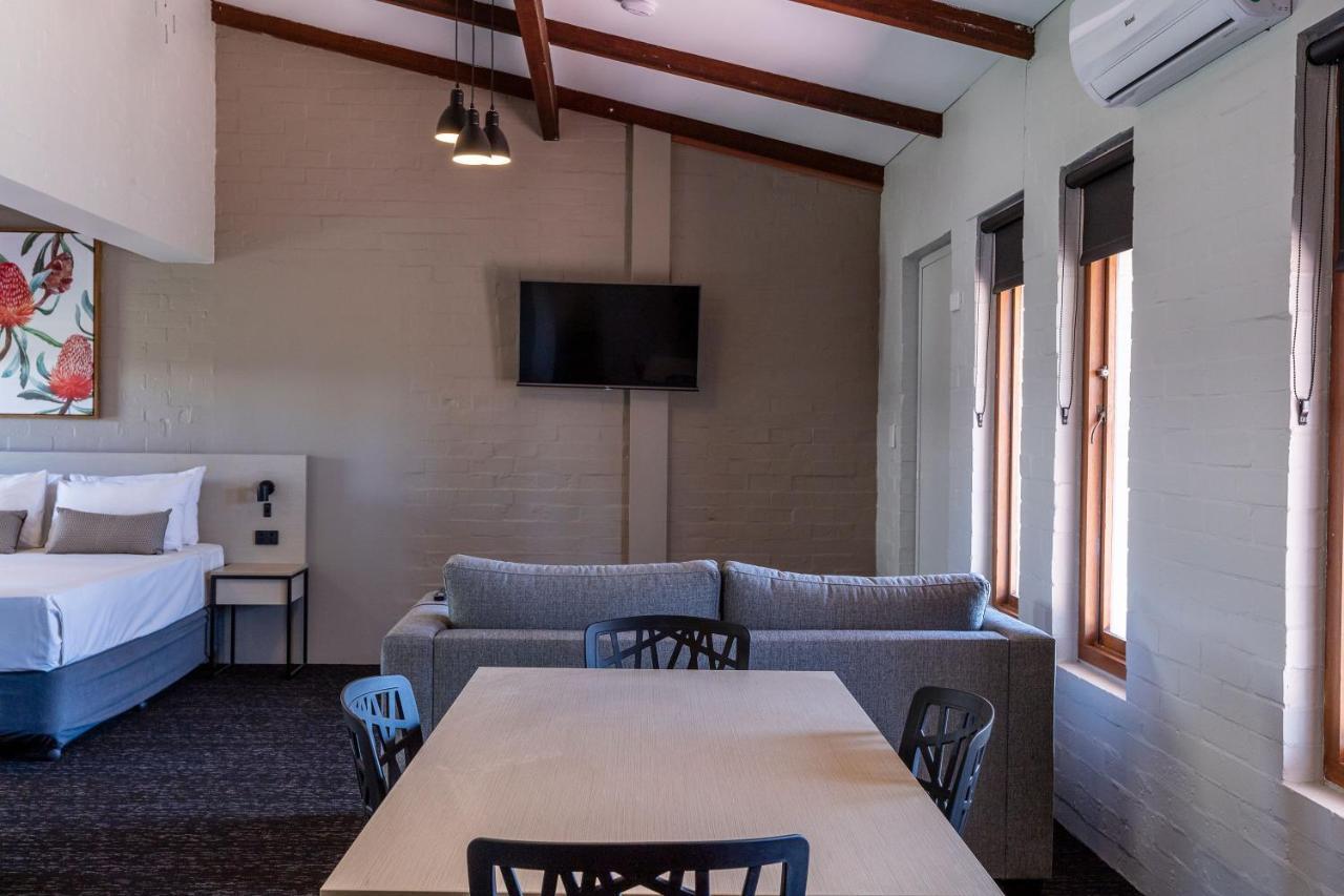 Nightcap At Wintersun Hotel Geraldton Bagian luar foto